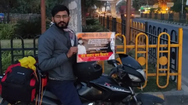 બાઇક લઈ દિલ્હી પહોંચેલા ગુજરાતી