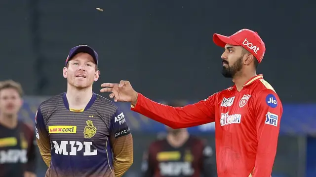 इयोन मॉर्गन और केएल राहुल