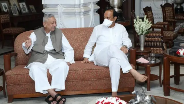 अजित पवार