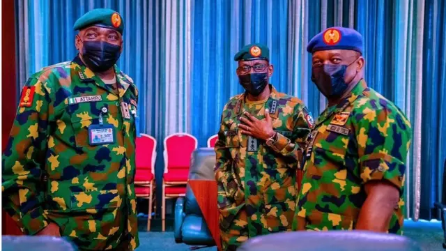 Atawọn ọga ileesẹ ologun Naijiria