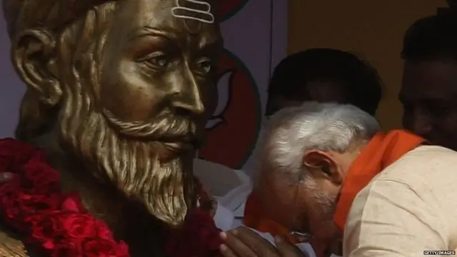 नरेंद्र मोदी