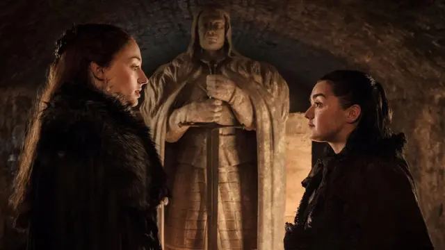 Sansa Stark y Arya Stark