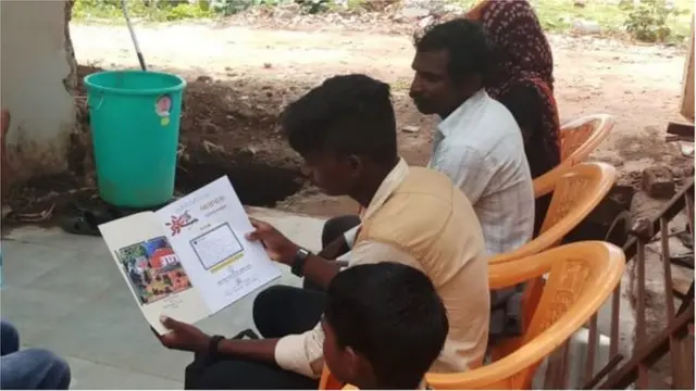 మళ్లీ స్కూలుకు పంపిన పెయింటింగ్