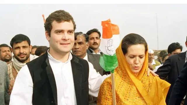 राहुल गांधी, सोनिया गांधी