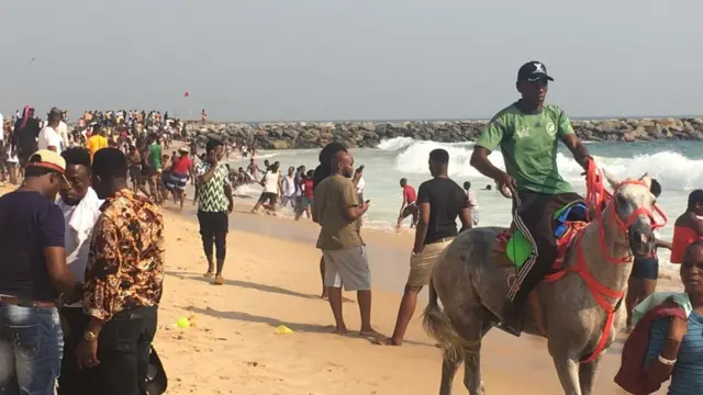 Pipo dey celebrate Christmas for Elegushi beach