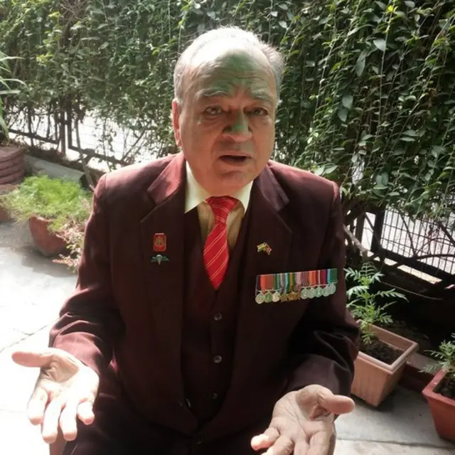 বিবিসির কাছে সেদিনের ঘটনা বর্ণনা করছেন অশোক তারা