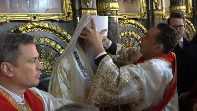 патријарх Порфирије, црква