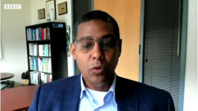 ዶ/ር ኤርሚያስ ክብረኣብ፡ ተመራማሪ ሕርሻ እንስሳን፡ ዳይረክተር መግቢ ዓለም ዩኒቨርሲቲ ካሊፎርንያን