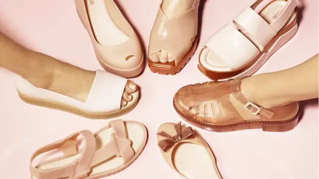 Туфли цвета розового золота