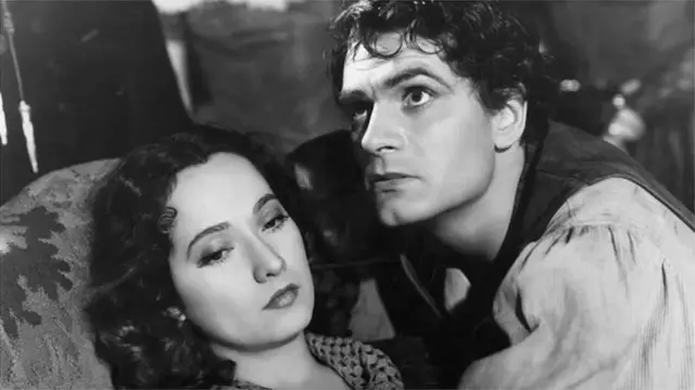 વુધરિંગ હાઇટ્સફિલ્મમાં તેઓ મહાન અભિનેતા લૉરેન્સ ઓલિવિયર સામે લીડ રોલમાં હતાં