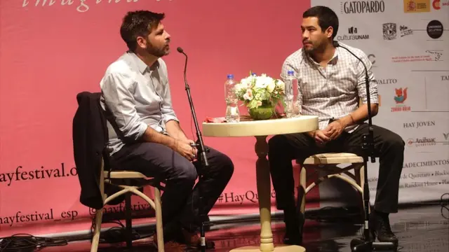 Arturo Wallace (BBC Mundo) y Óscar Martínez (escritor).