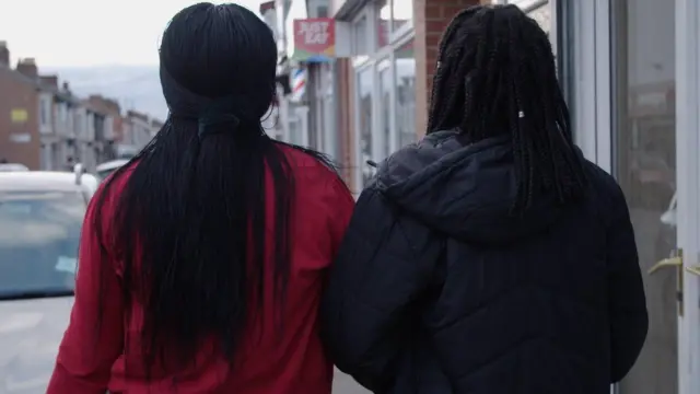 కియానా, బ్రెస్ట్ ఐరనింగ్