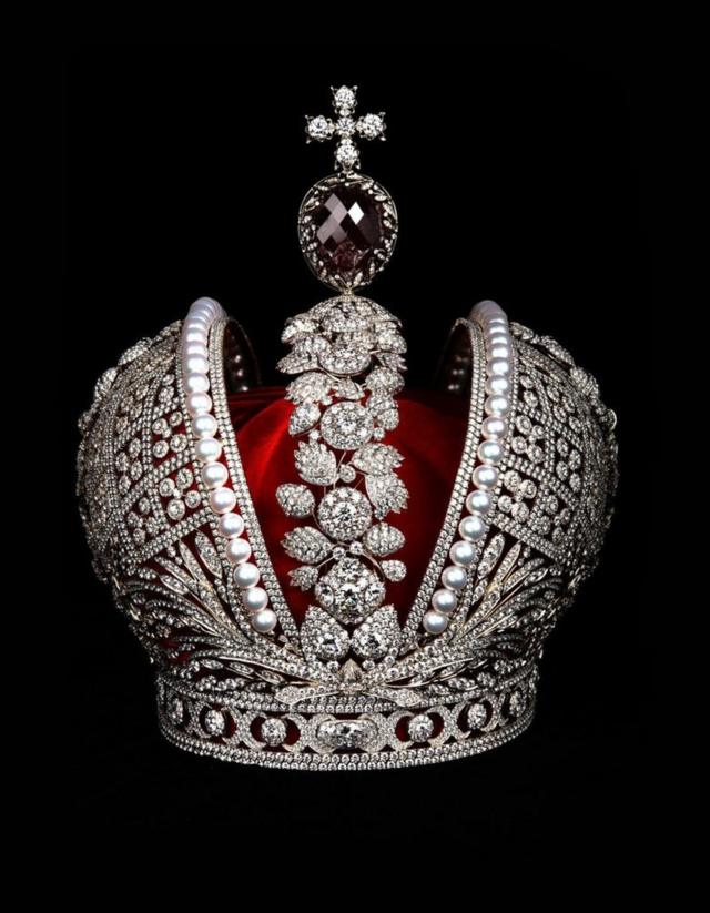 La Corona Imperial de Rusia.