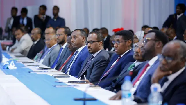 Shirka waxaa ka qeybgalay qaar ka mid ah golaha wasiiradda ee dowladda federaalka Soomaaliya iyo xildhibaanno