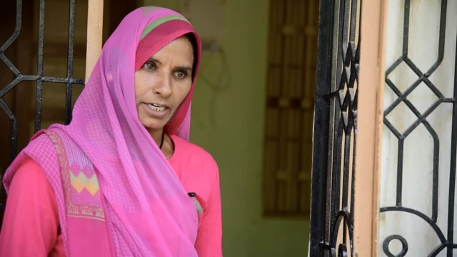 હેમીબહેન કહે છે કે બહિષ્કાર બાદ તેમને દૂધ પણ મળ્યું નથી.