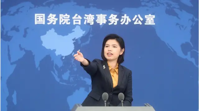 中国国台办发言人朱凤莲在上周强调，该歌曲创作"表达认祖归宗的思念，充分展示两岸同胞血浓于水的骨肉亲情。"