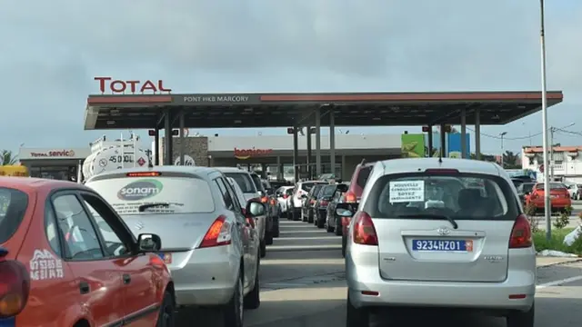 Ndị ahịa mmanụ ụgbọla