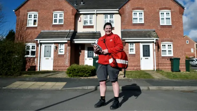 ښځې په کار کې