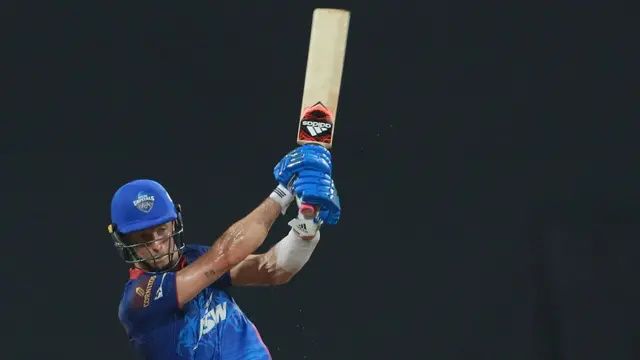 க்ரிஸ் வோக்ஸ்