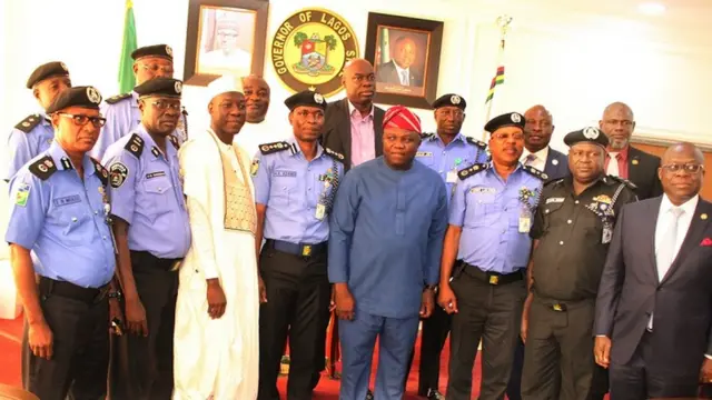 Onyeisi ndí uweojii Mohammed Adamuna Akinwumni Ambode . Lagos 15-04-19.