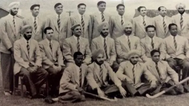 1956 ਦੇ ਮੈਲਬਰਨ ਉਲੰਪਿਕ ਵਿੱਚ ਸ਼ਾਮਲ ਭਾਰਤੀ ਹਾਕੀ ਟੀਮ