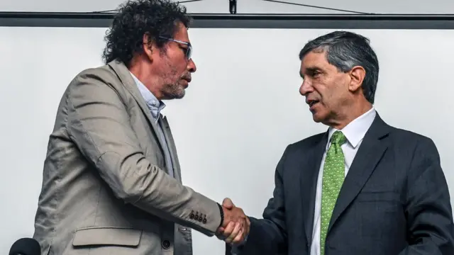 Pastor Alape y Rafael Pardo