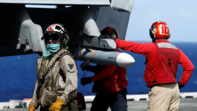 Kapal USS Ronald Reagan