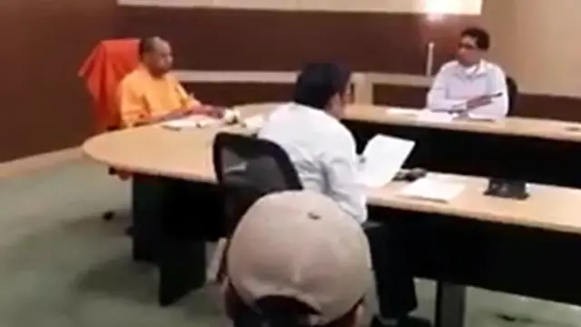 नोएडा के डीएम ब्रजेश नारायण सिंह