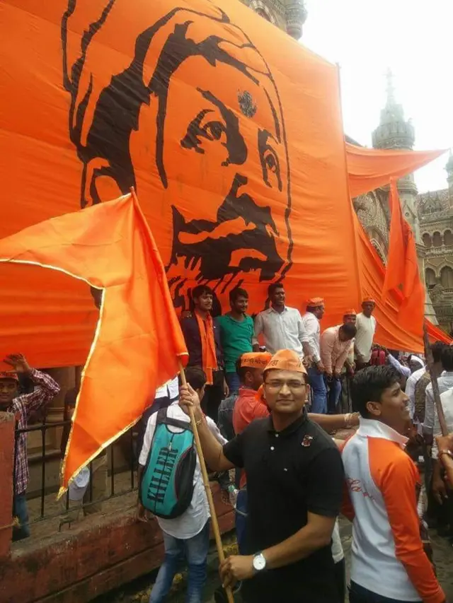 आरक्षण मिळाल्यानंतर राज्यभरात जल्लोष सुरू झाला आहे.