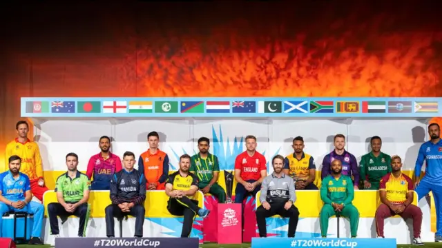 ফটোসেশনে সবগুলো দলের অধিনায়ক