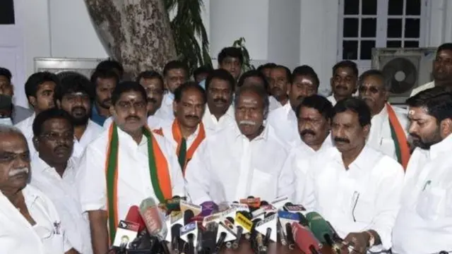 என் ஆர் காங்கிரஸ்