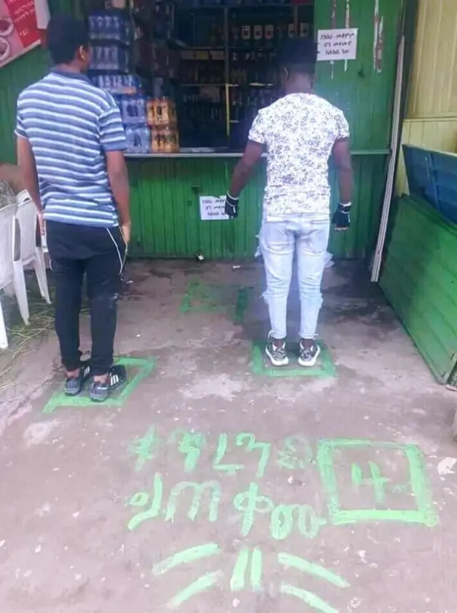 Walirraa fageenya hawaasummaa suuqii fuula duratti