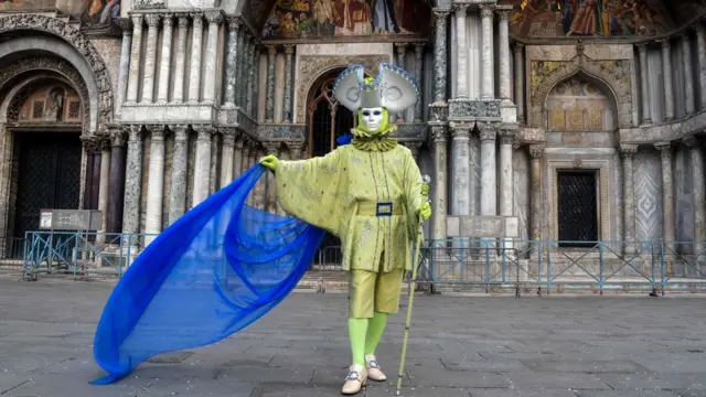 Koronavirüs İtalya'nın kuzeyinden güneyde Toskana ve Sicilya'ya da ulaştı.