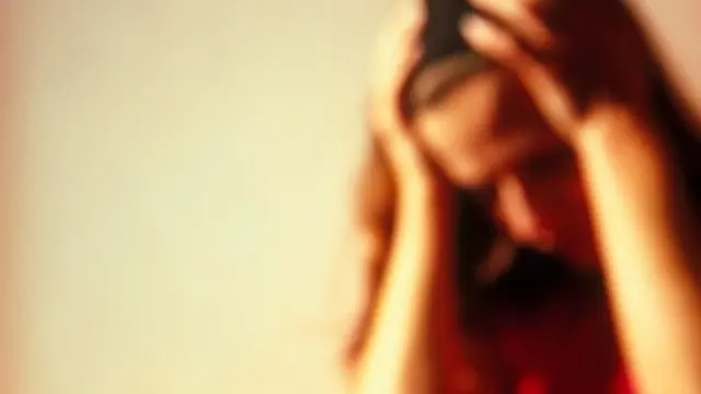 امرأة