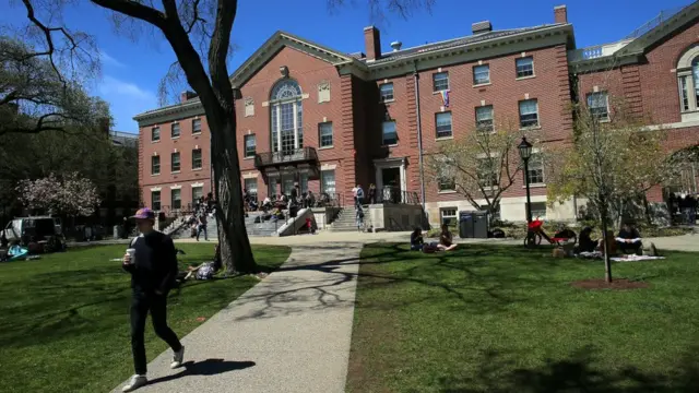 Universidad de Brown, Providence, en el estado de Rhode Island.