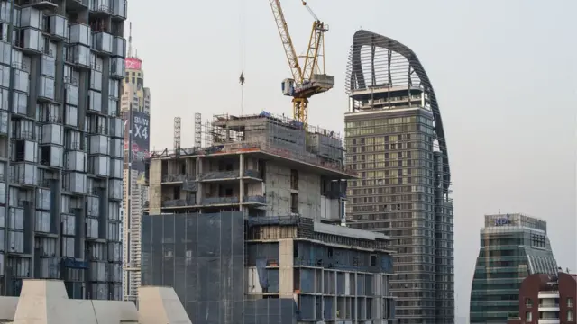 ภาพการก่อสร้างอาคารที่อยู่อาศัย