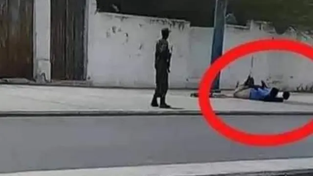 Suxufiyiinta ayaa la sheegay in indhaha laga xiray ka dibna xabadka laabiga loo dhigay