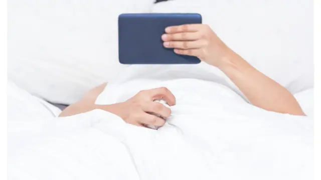 ஆபாசப் படங்கள்