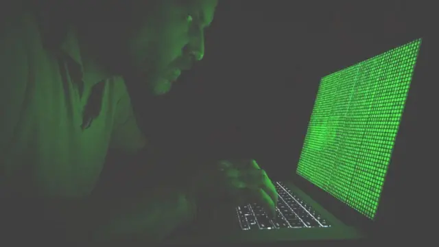 హ్యాకింగ్, వాట్సాప్ హ్యాకింగ్