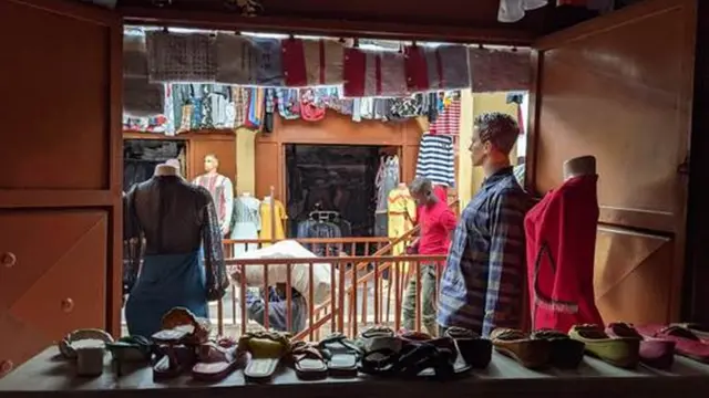 L'intérieur de la boutique d'Adel Mbunda à Biréré à Goma