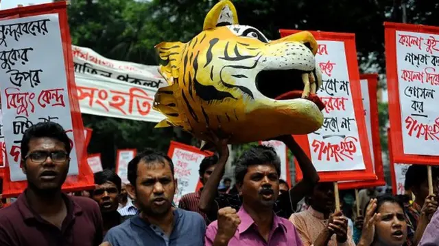 রামপাল বিদ্যুৎ কেন্দ্রের বিরুদ্ধে প্রতিবাদ অব্যাহত রয়েছে