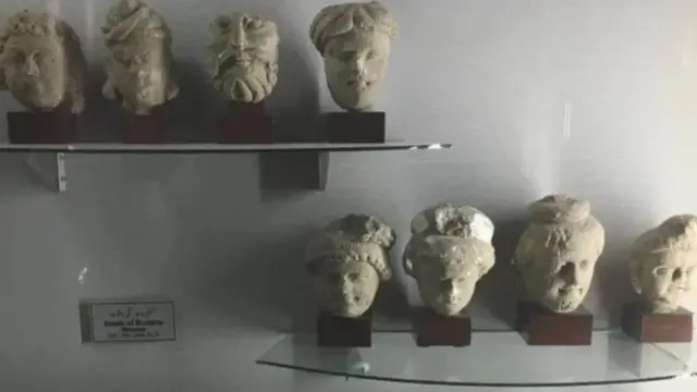 मोहंजदडोचे काही अवशेष तक्षशिला संग्रहालयात पाहाता येतात