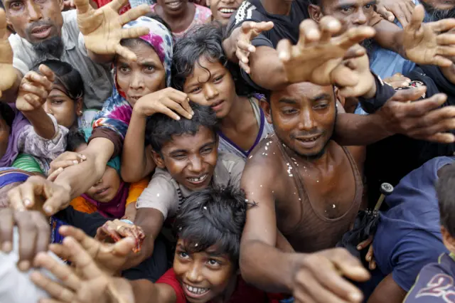 Rohingyas huidos de Myanmar en Bangladesh