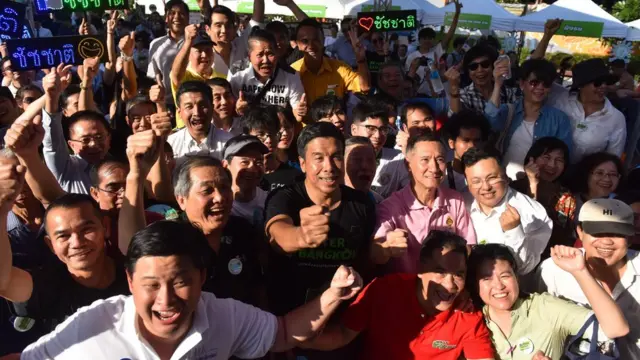 ชัชชาติ