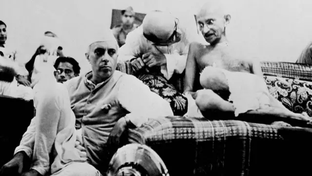 गांधी और नेहरू