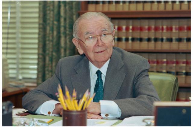 联邦最高法院布伦南 （William Brennan）大法官（资料照片）。