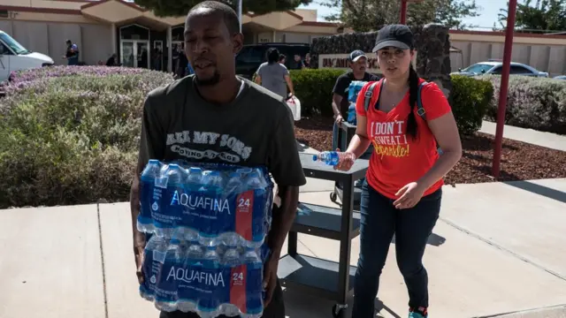 ٹیکساس، وال مارٹ فائرنگ