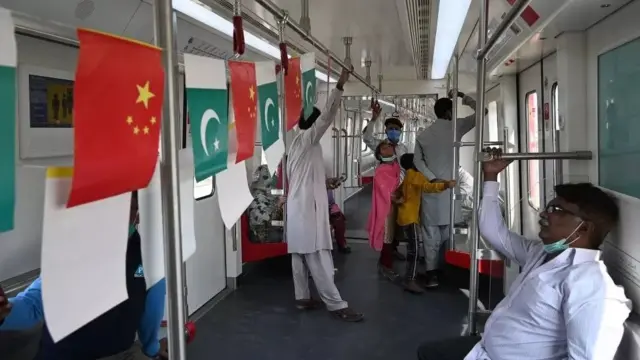 मेट्रो ट्रेन