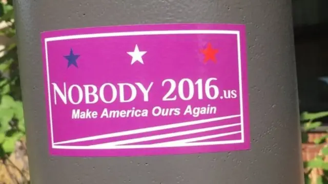Постер, рекламирующий сайт Nobody2016.us