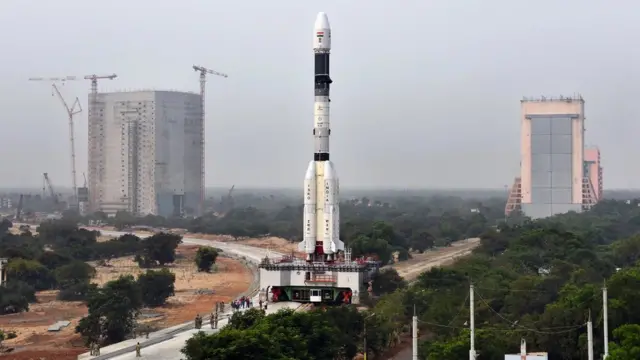 ஜிஎஸ்எல்வி - எஃப்08 ராக்கெட் குறித்த ஐந்து சுவாரஸ்ய தகவல்கள்!